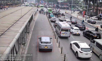 Ngày 30/12 tại nội đô Hà Nội: Camera AI không phát hiện vượt đèn đỏ, nhưng phát hiện lỗi khác
